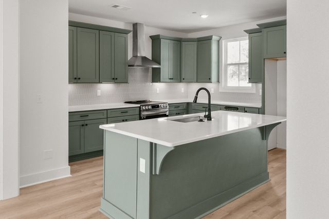 220 Nearwater Place, Hendersonville, TN 37075