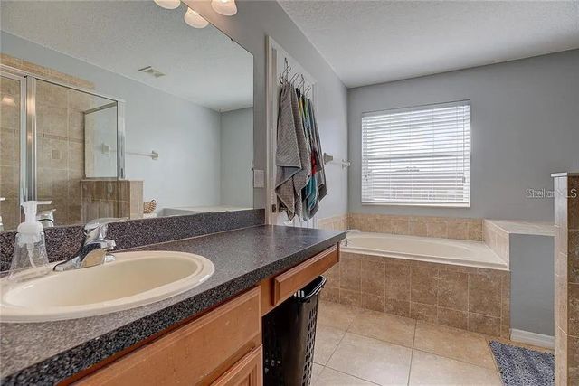 11932 DEER PATH WAY, Orlando, FL 32832