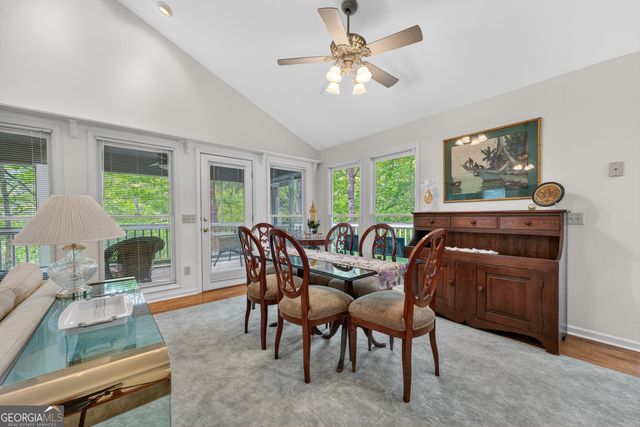 359 Bahn Erlenbruck, Helen, GA 30545