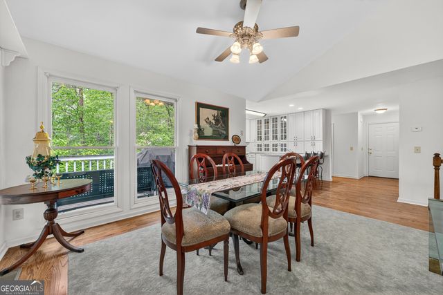 359 Bahn Erlenbruck, Helen, GA 30545