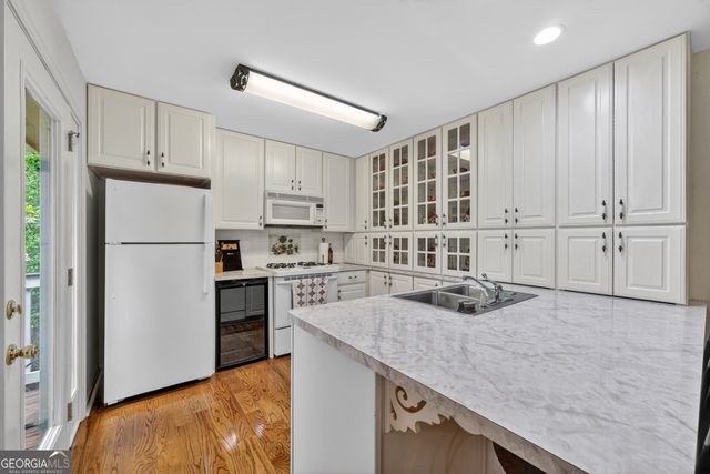 359 Bahn Erlenbruck, Helen, GA 30545