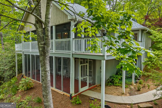 359 Bahn Erlenbruck, Helen, GA 30545