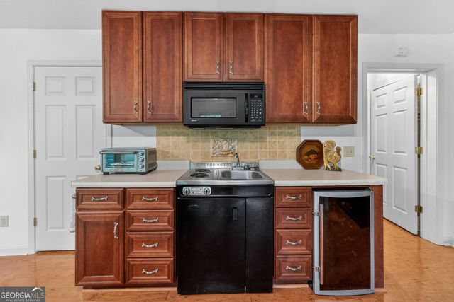 359 Bahn Erlenbruck, Helen, GA 30545