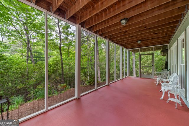 359 Bahn Erlenbruck, Helen, GA 30545