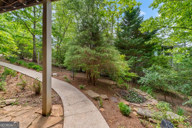359 Bahn Erlenbruck, Helen, GA 30545