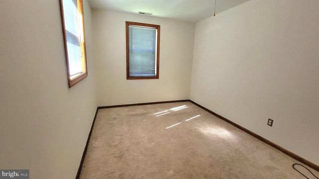 1032 HOLLY VISTA DR, Colonial Beach, VA 22443