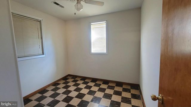 1032 HOLLY VISTA DR, Colonial Beach, VA 22443