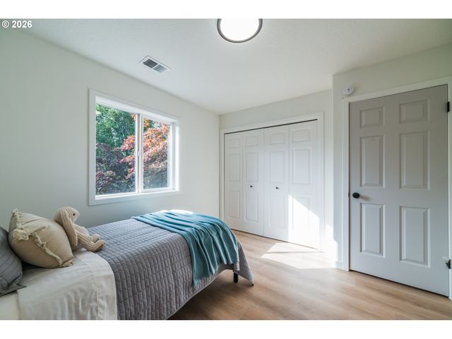 13413 GERBER WOODS Dr, Oregon City, OR 97045