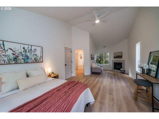13413 GERBER WOODS Dr, Oregon City, OR 97045
