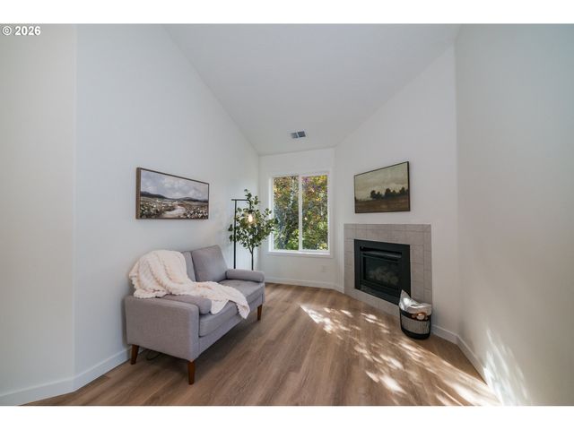 13413 GERBER WOODS Dr, Oregon City, OR 97045