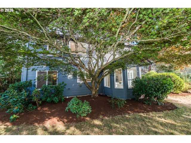 13413 GERBER WOODS Dr, Oregon City, OR 97045