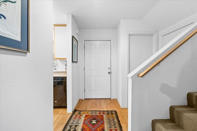 483 Tulipan Way, Talent, OR 97540