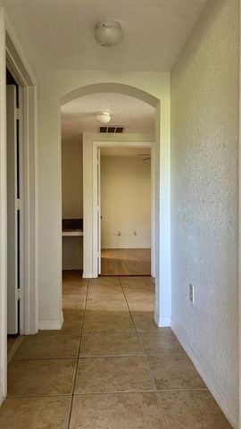 136 SW Peacock Boulevard 19-104, Port St. Lucie, FL 34986