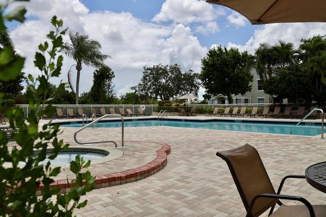 136 SW Peacock Boulevard 19-104, Port St. Lucie, FL 34986
