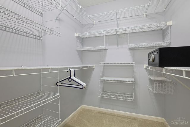 3703 W Galbraith Road, Cincinnati, OH 45247