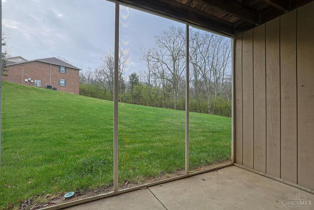 3703 W Galbraith Road, Cincinnati, OH 45247