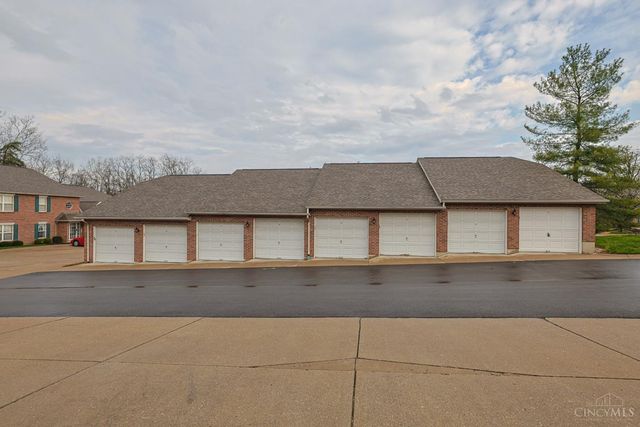 3703 W Galbraith Road, Cincinnati, OH 45247