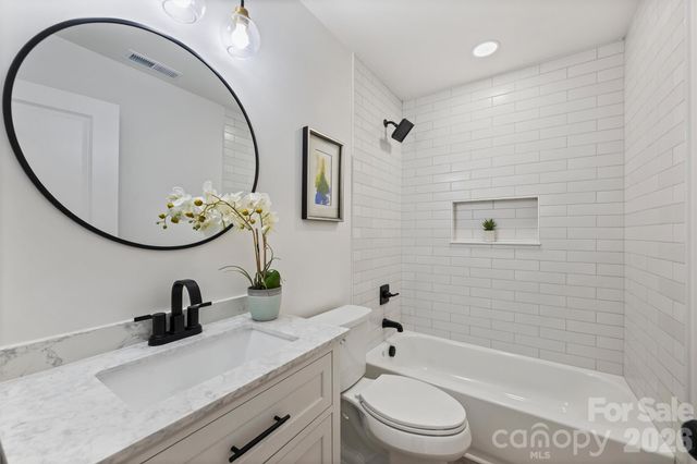 11141 Harrowfield Road, Charlotte, NC 28226