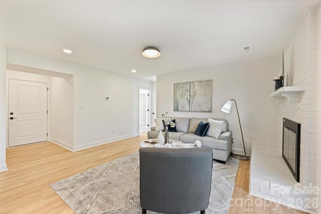 11141 Harrowfield Road, Charlotte, NC 28226