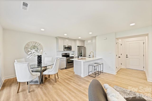 11141 Harrowfield Road, Charlotte, NC 28226