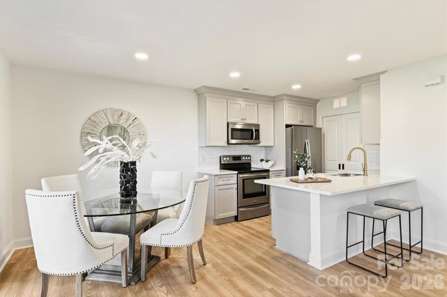 11141 Harrowfield Road, Charlotte, NC 28226