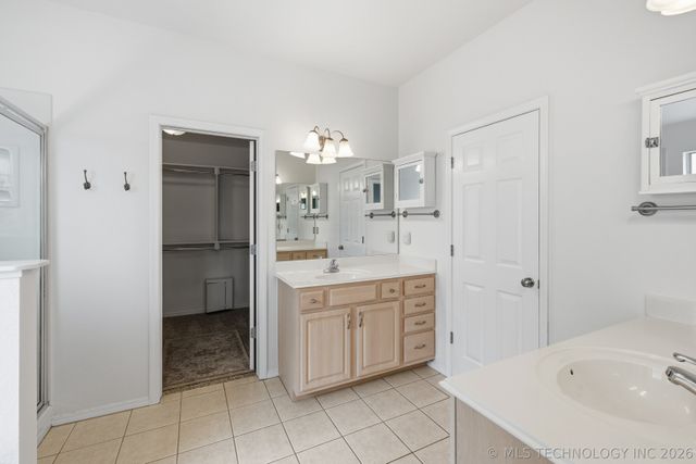 11211 S 2nd Street, Jenks, OK 74037