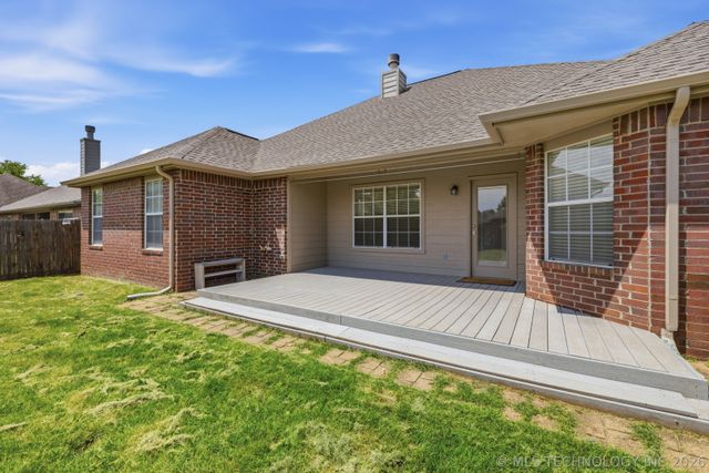 11211 S 2nd Street, Jenks, OK 74037