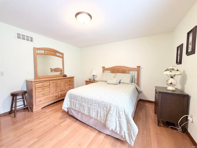 20711 Windrush Court, South Bend, IN 46614