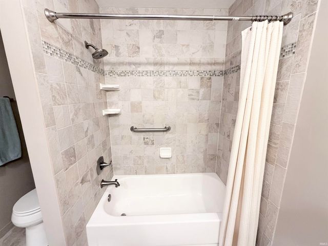 20711 Windrush Court, South Bend, IN 46614