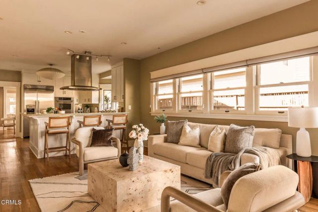 1030 Adelaine Avenue, South Pasadena, CA 91030