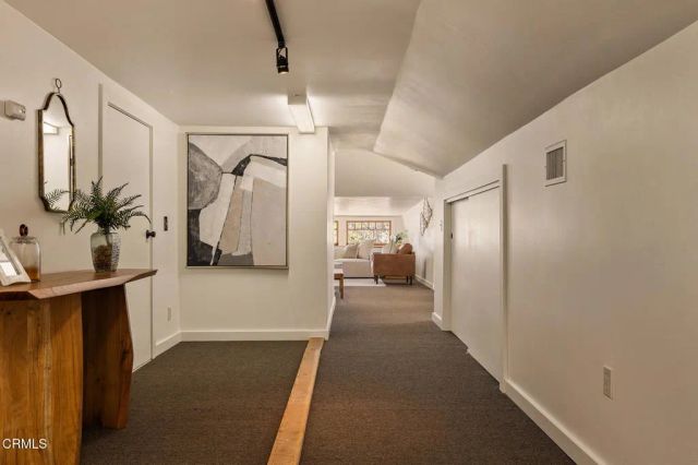 1030 Adelaine Avenue, South Pasadena, CA 91030