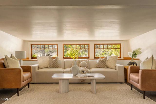 1030 Adelaine Avenue, South Pasadena, CA 91030