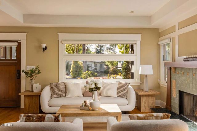 1030 Adelaine Avenue, South Pasadena, CA 91030