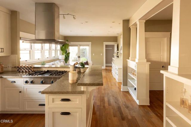 1030 Adelaine Avenue, South Pasadena, CA 91030