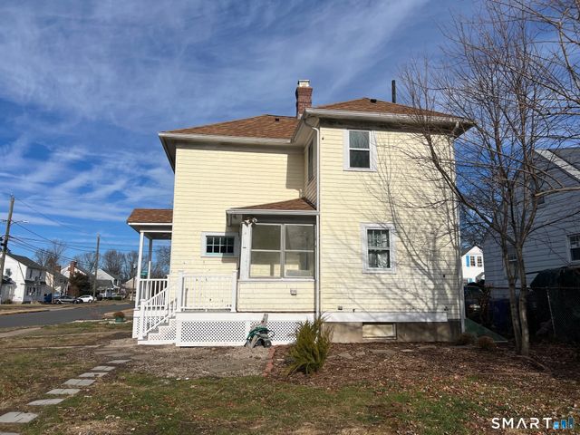 16 Goodsell Street, West Hartford, CT 06110