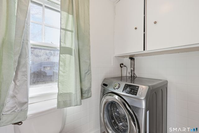 16 Goodsell Street, West Hartford, CT 06110