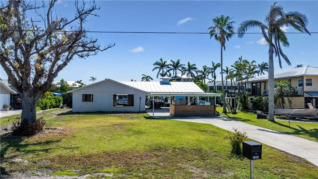 2560 Baybreeze ST, ST. JAMES CITY, FL 33956 — photo 5