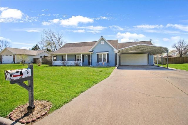 3304 Hughes Avenue, Parsons, KS 67357