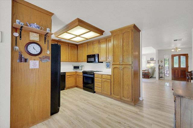 11448 Smith Rd, Marysville, CA 95901