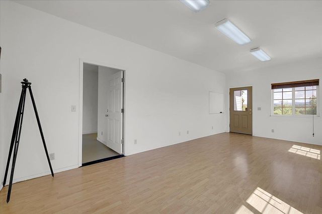 11448 Smith Rd, Marysville, CA 95901