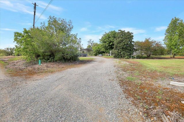 11448 Smith Rd, Marysville, CA 95901