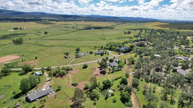 11448 Smith Rd, Marysville, CA 95901