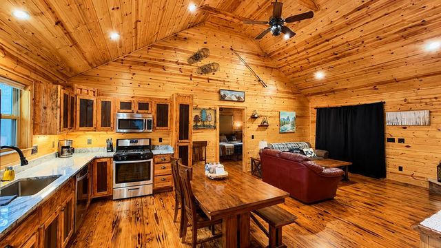 449 Legendary Ridge Road, Murphy, NC 28906