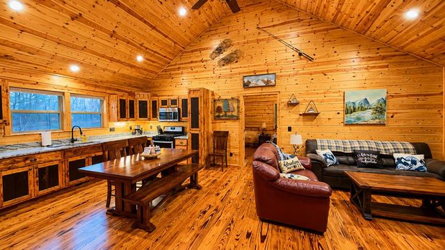 449 Legendary Ridge Road, Murphy, NC 28906