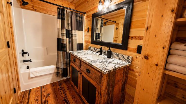 449 Legendary Ridge Road, Murphy, NC 28906
