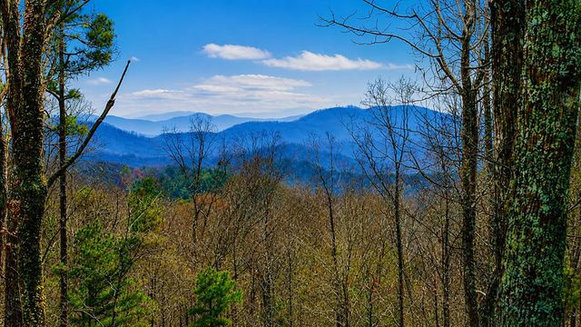 449 Legendary Ridge Road, Murphy, NC 28906