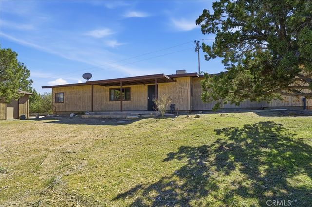 12515 Nearwood Road, Juniper Hills, CA 93553