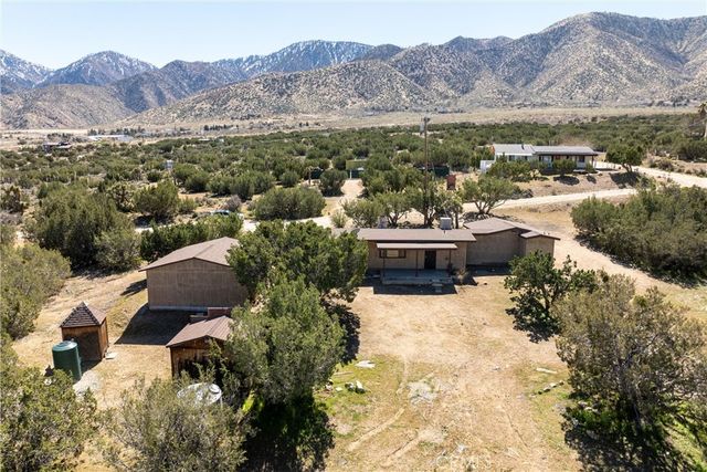 12515 Nearwood Road, Juniper Hills, CA 93553
