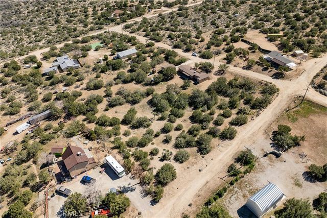 12515 Nearwood Road, Juniper Hills, CA 93553