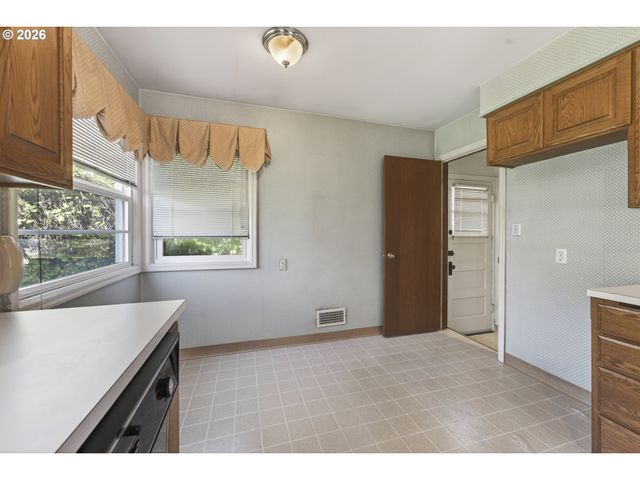 3635 Ne GOING St, Portland, OR 97211